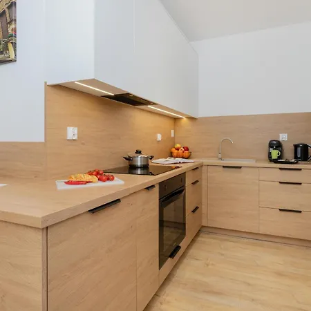 2 Bedroom Zamiejska By Rent Like 아파트 그단스크