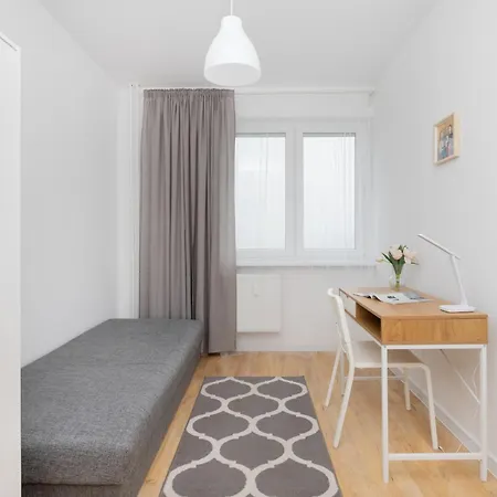 2 Bedroom Zamiejska By Rent Like *