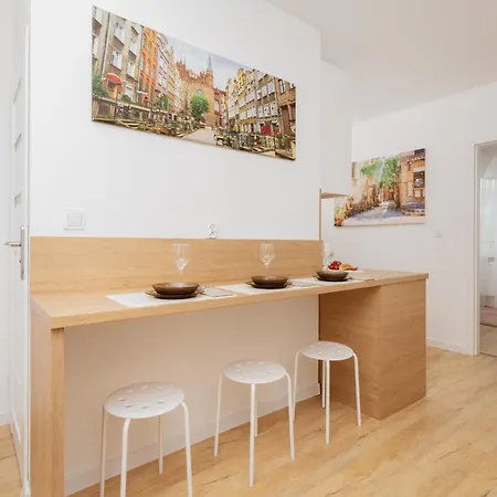 Appartamento 2 Bedroom Zamiejska By Rent Like Danzica